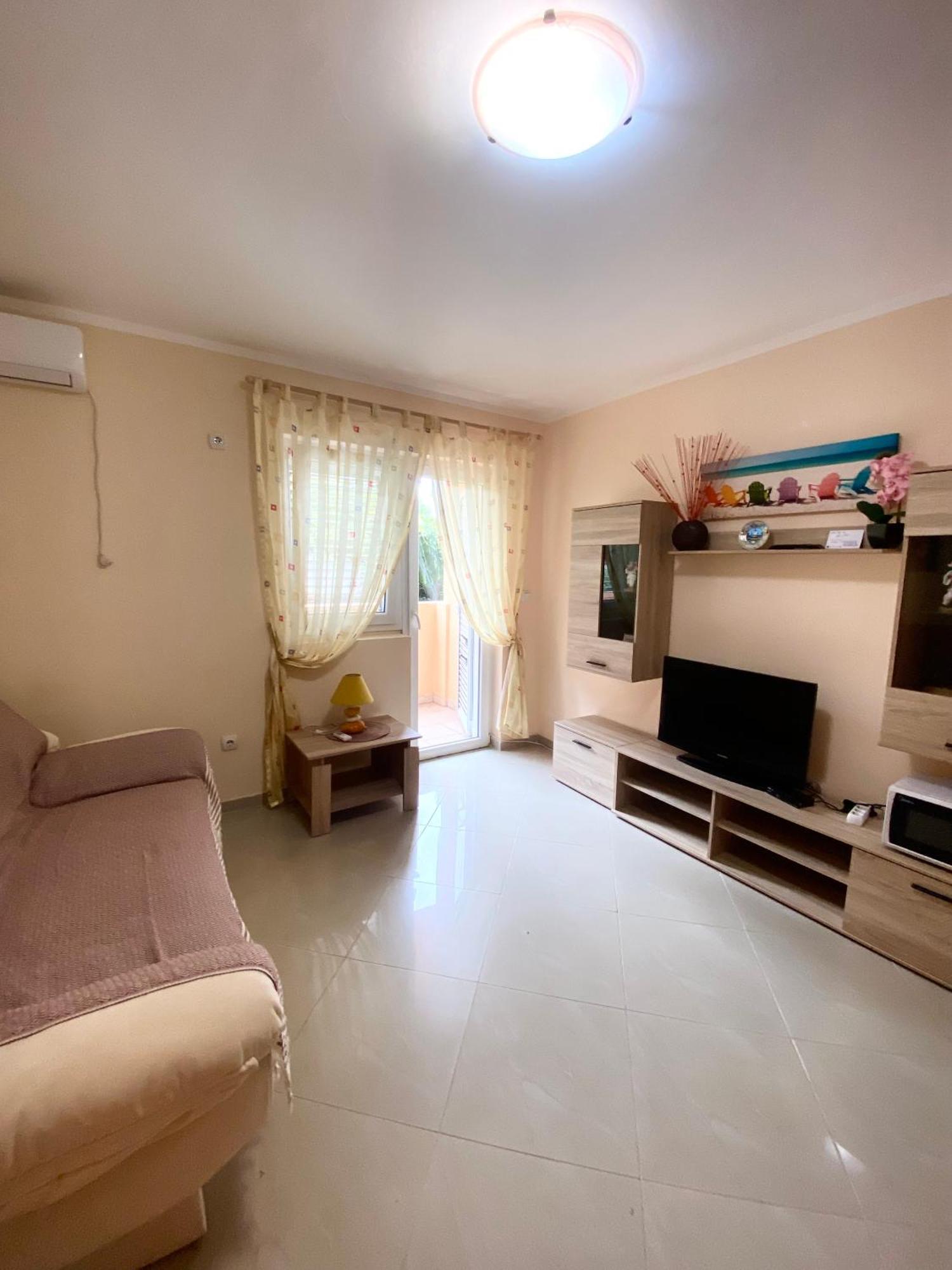 Apartments Villa Viktoria Tivat Exterior foto