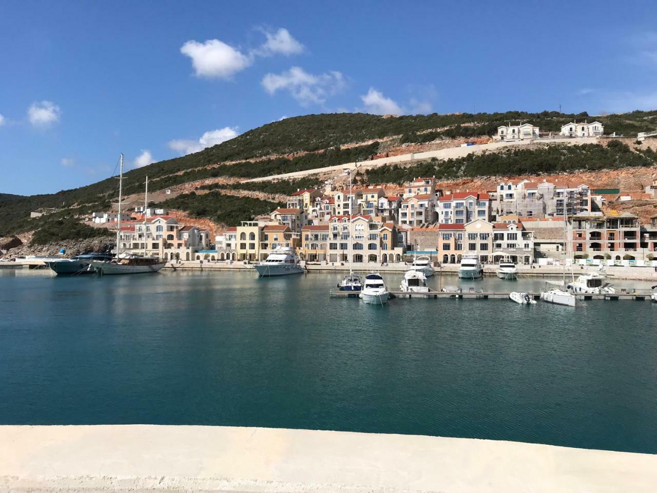 Apartments Villa Viktoria Tivat Exterior foto